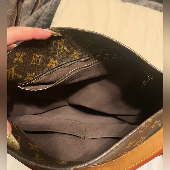 LOUIS VUITTON Monogram Metis Hobo Shoulder Bag - Picture 5 of 6